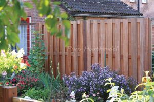 Hardhouten tuinschermen schutting